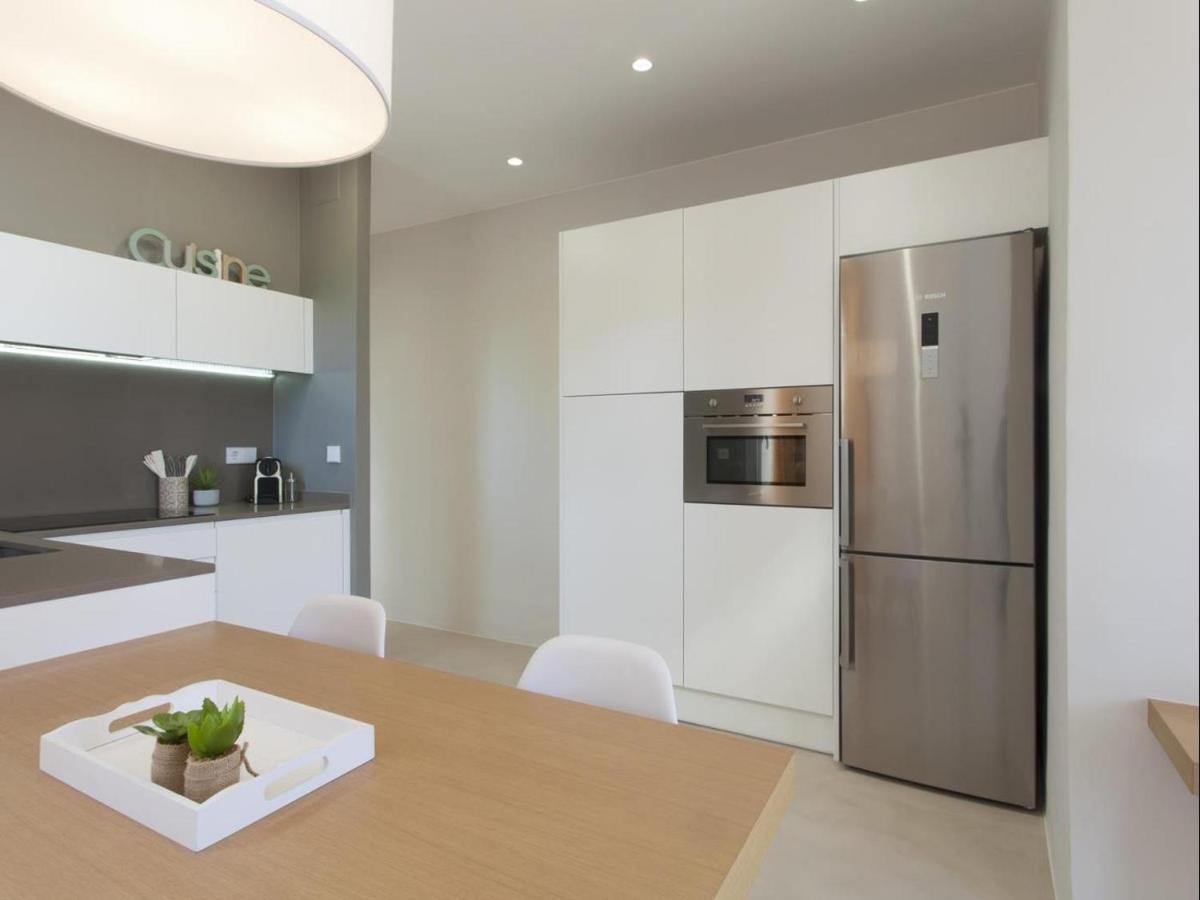 Sunny Playa Apartment Barcellona Esterno foto